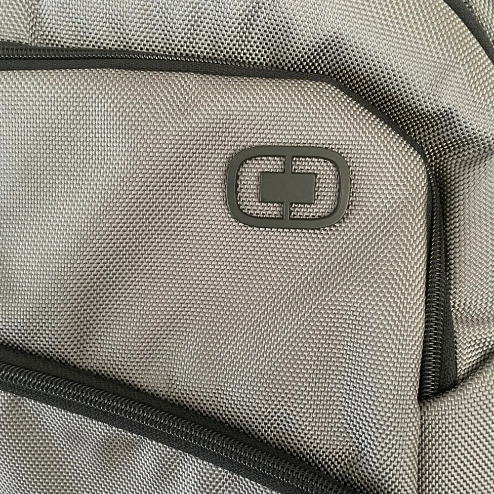 Ogio‎ Ace Pack Backpack Padded Laptop Protection Applovin Logo Travel Commuter